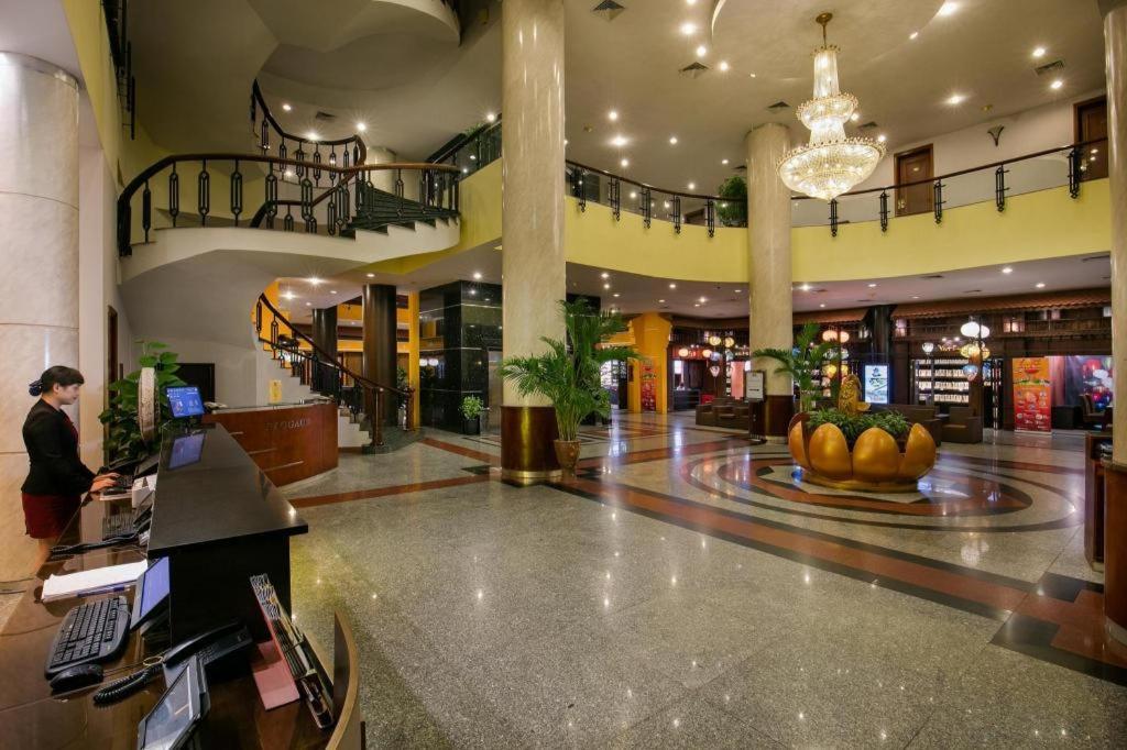 Halong Pearl Hotel Ha Long Exterior photo